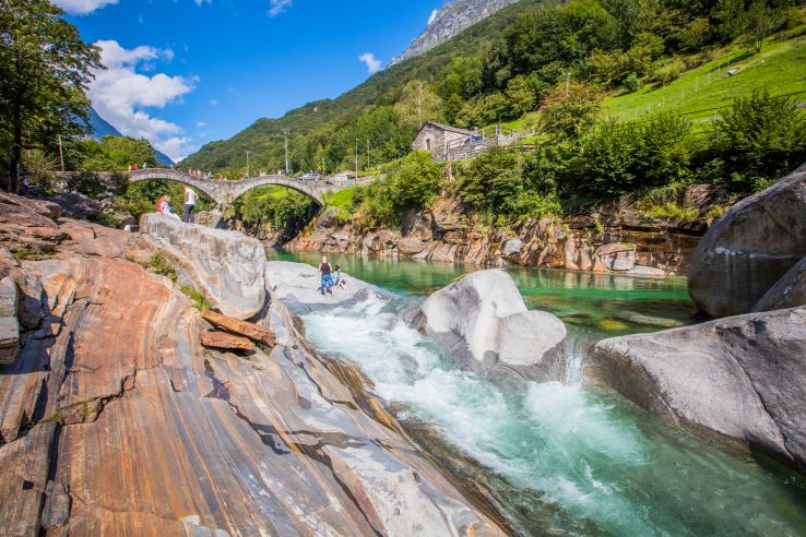 Verzasca Dam